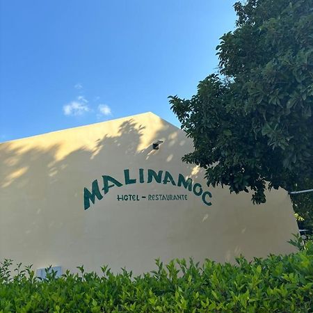 ホテル マリナモック パラダイス ディリ エクステリア 写真